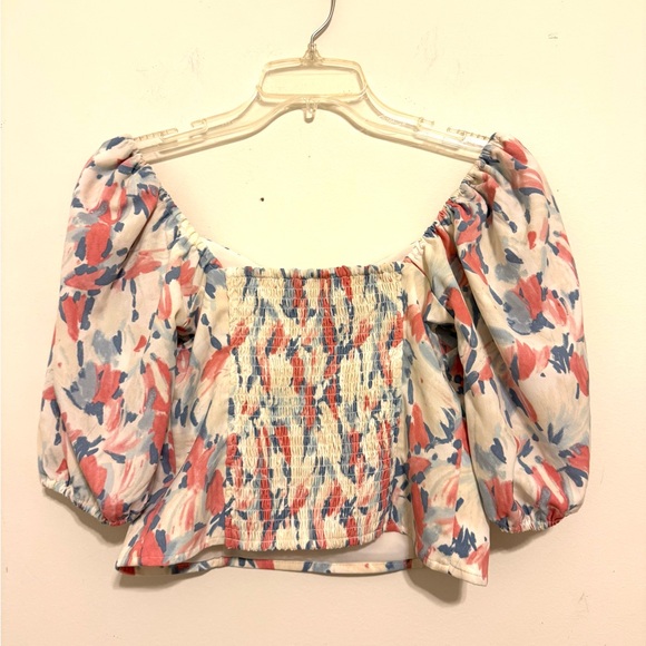 2/$30 Abercrombie & Fitch Smocked Back Puff Sleeve Crop Top Size Small - Picture 7 of 8